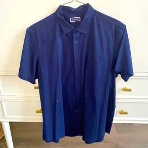 Short sleeve button down by Club Room